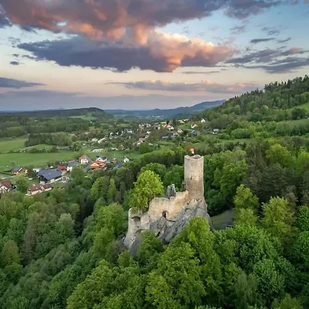 Cerveny Stylovy 3 Km Od Male Skaly Lejlighed