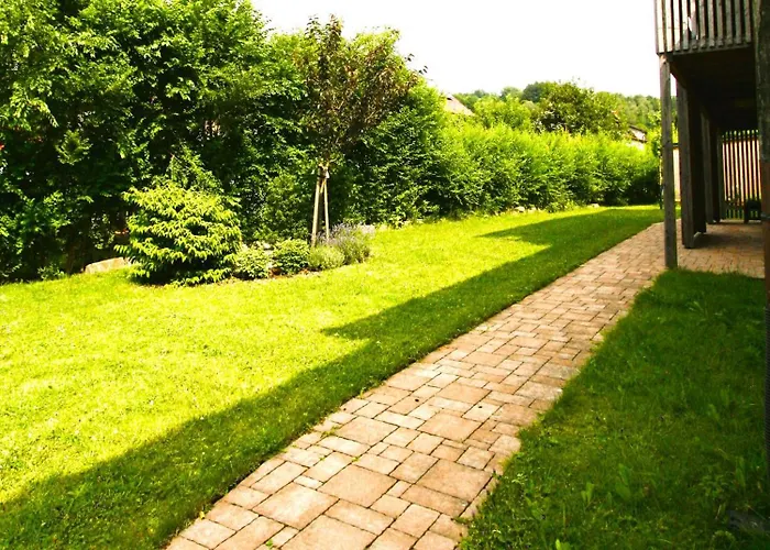 Cerveny Stylovy 3 Km Od Male Skaly *